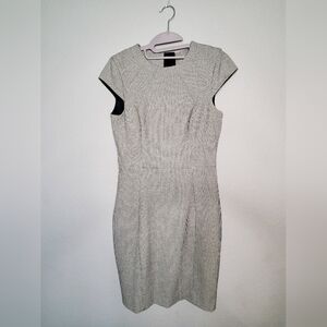 H&M Fitted Dress Size 4